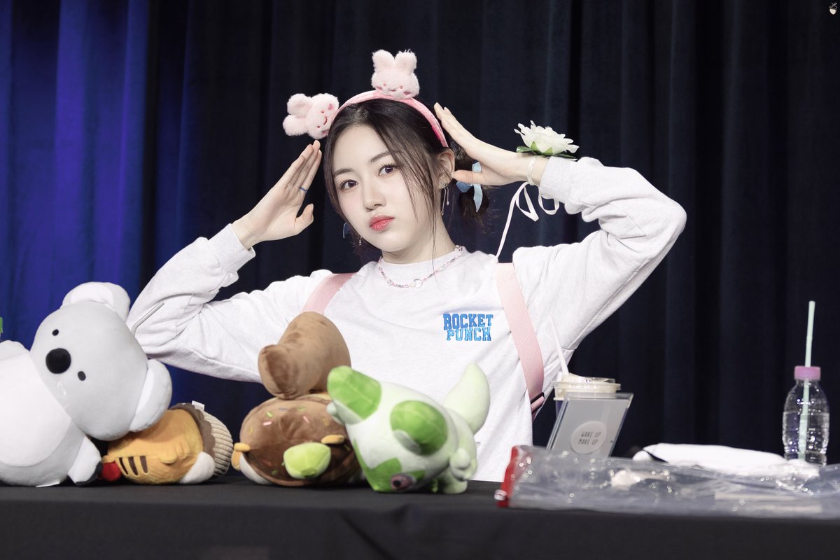 acorn0429's tweet photo. 231015 지스페이스 다현 HQ

#로켓펀치 #RocketPunch #다현 #Dahyun #ダヒョン https://t.co/4xf4NFAagM