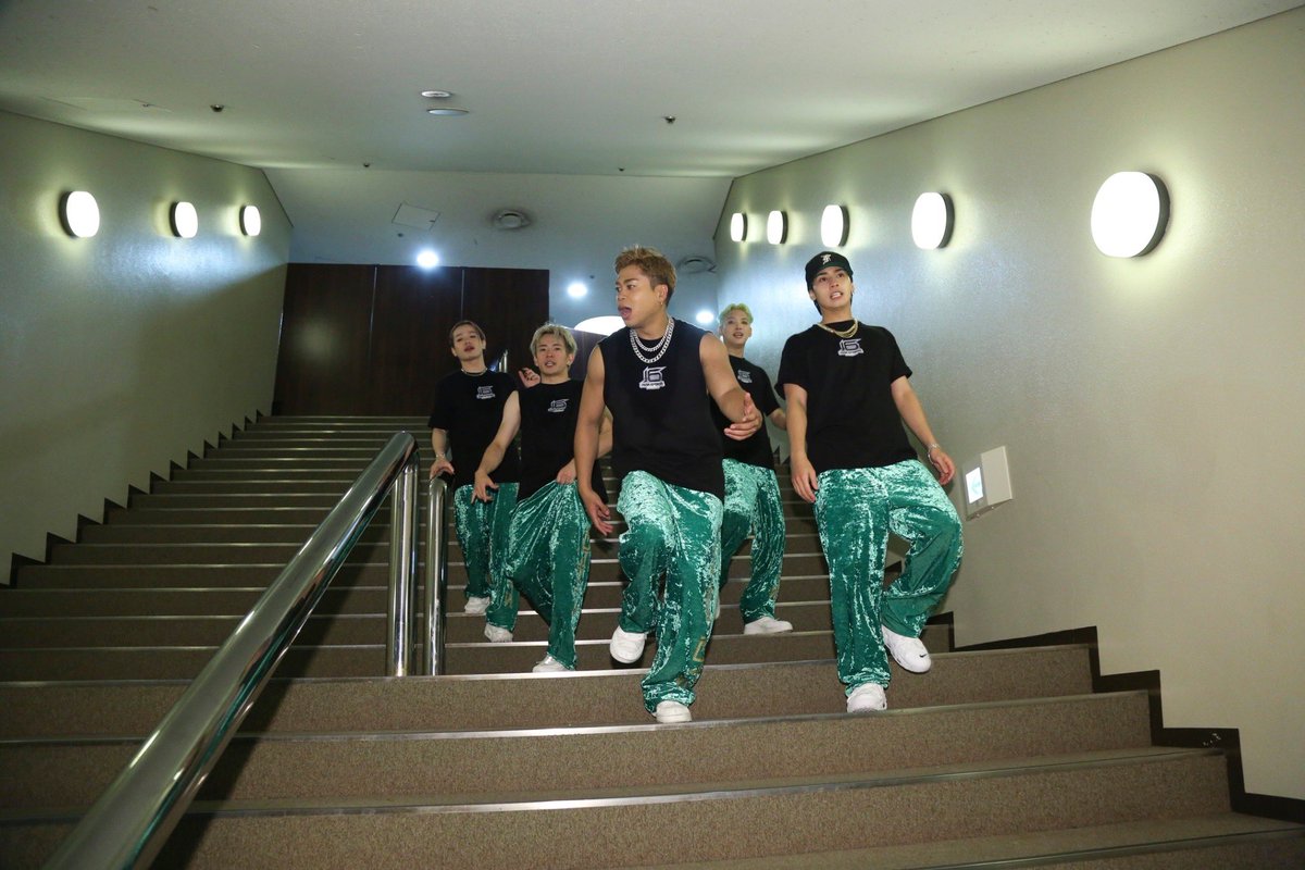 THERAMPAGE 𝐋𝐈𝐕𝐄 𝐓𝐎𝐔𝐑 𝟐𝟎𝟐𝟑 