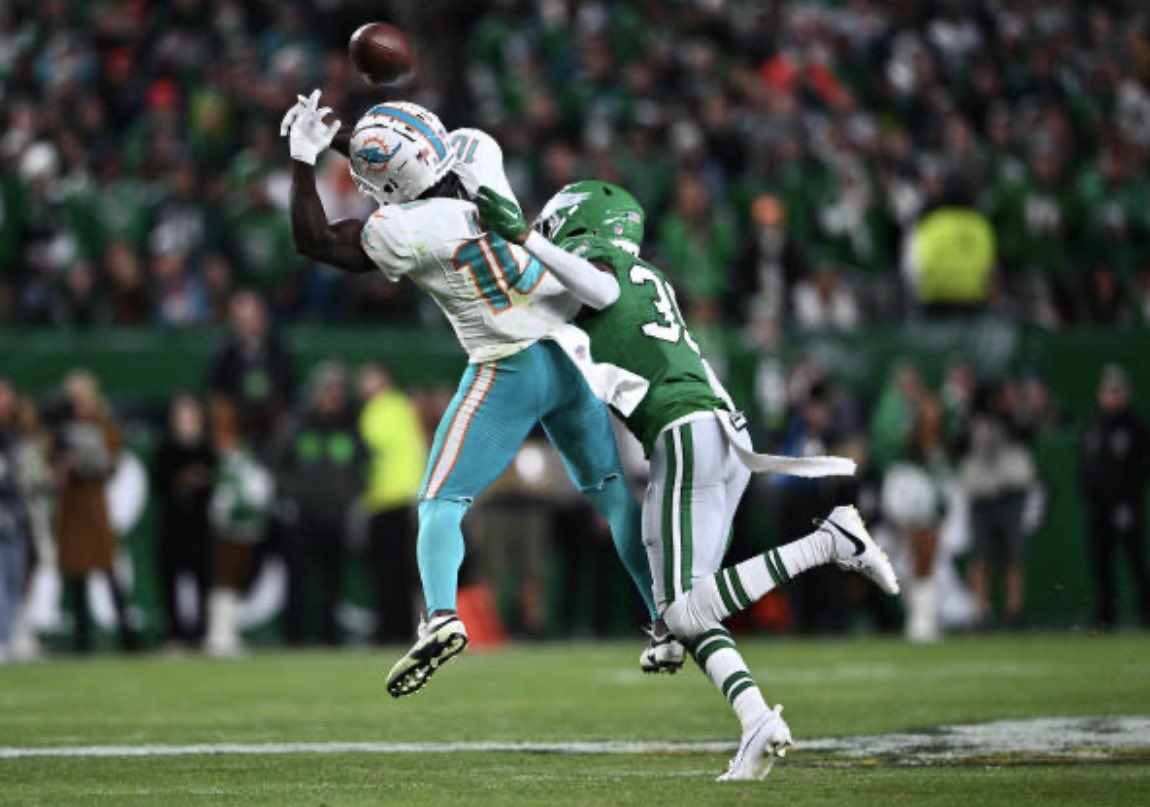 This drop by Tyreek makes a little more sense once you see this picture…