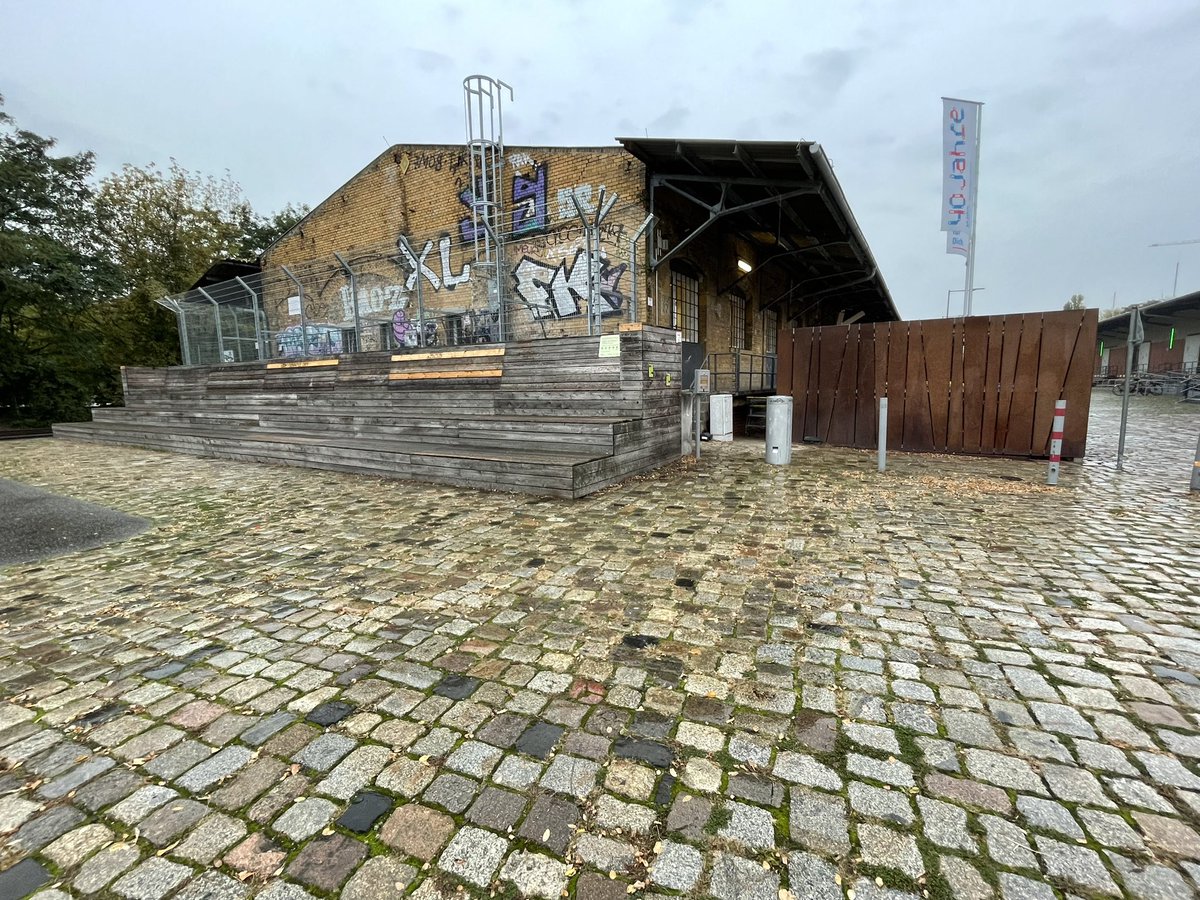 So leer wie heute habe ich den Gleisdreieckpark noch nie erlebt. #esregnet #herbst