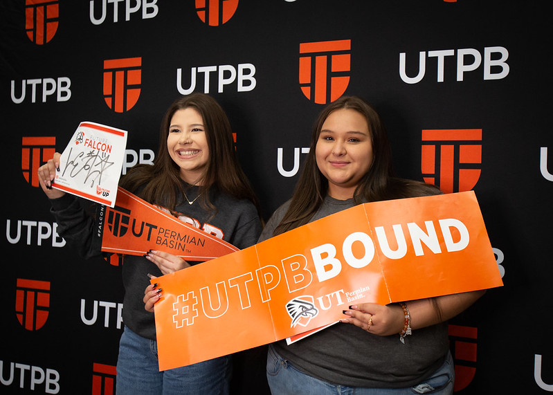 utpb's tweet photo. Build your future at UT Permian Basin! With more than 75 degree options for undergrad and graduate programs, the opportunities are endless.  

We have more scholarship opportunities than ever before. 

Apply now: https://t.co/QmEKtTxnGk 

#YourPlanOurPromise #UTPB #FalconFree https://t.co/GuHZ2nqjxw
