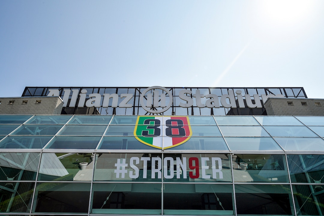 alefinoallafine's tweet photo. Non uno di meno.
Perché il campo dice sempre la verità. 
Cit. https://t.co/QqM0lBnKuq