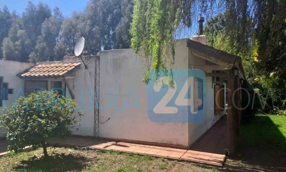 labrujula24's tweet photo. Exclusivo: este es el campo donde murió Iorio https://t.co/VBZFNozB3P #Espectáculos #RicardoIorio #ruta76 https://t.co/1D6u7FZ5IB