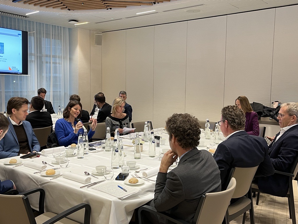 EnerSolutions's tweet image. Main highlights from today&apos;s discussion:
🟢#science &amp;amp; innovation are key drivers of Europe’s competitiveness and #GreenTransition
🟢the public sector needs to enable the transition, the private sector must lead it
Thank you @miapetrakumpula @NielsFuglsang @MWorsdorfer @AnnMettler