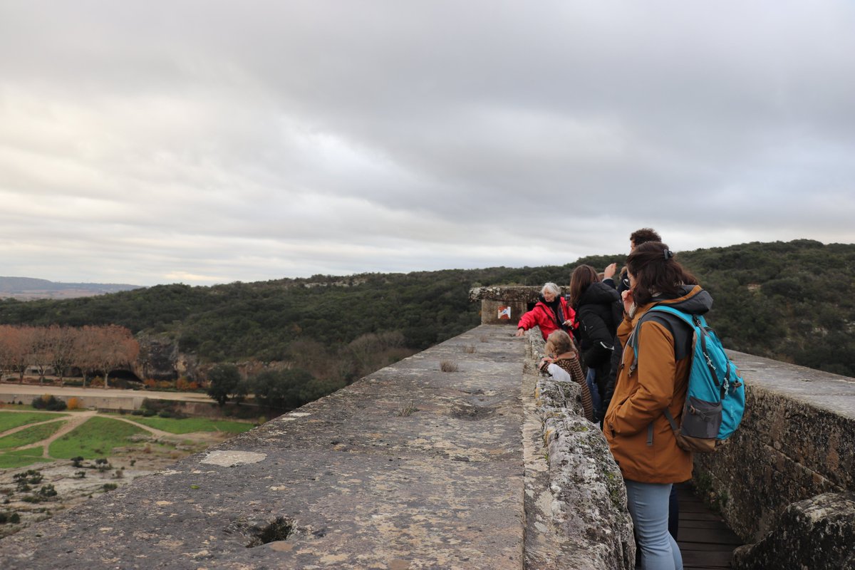 pontdugard's tweet image. #VisiteGuidée 🍂
Tous les jours pendant les vacances d'#automne, rendez-vous à l'accueil rive gauche et partez à la découverte de ce monument exceptionnel 😍pendant 1h, en compagnie de l'un de nos médiateurs.👏
🖱️bit.ly/363JiH0

#PontduGard