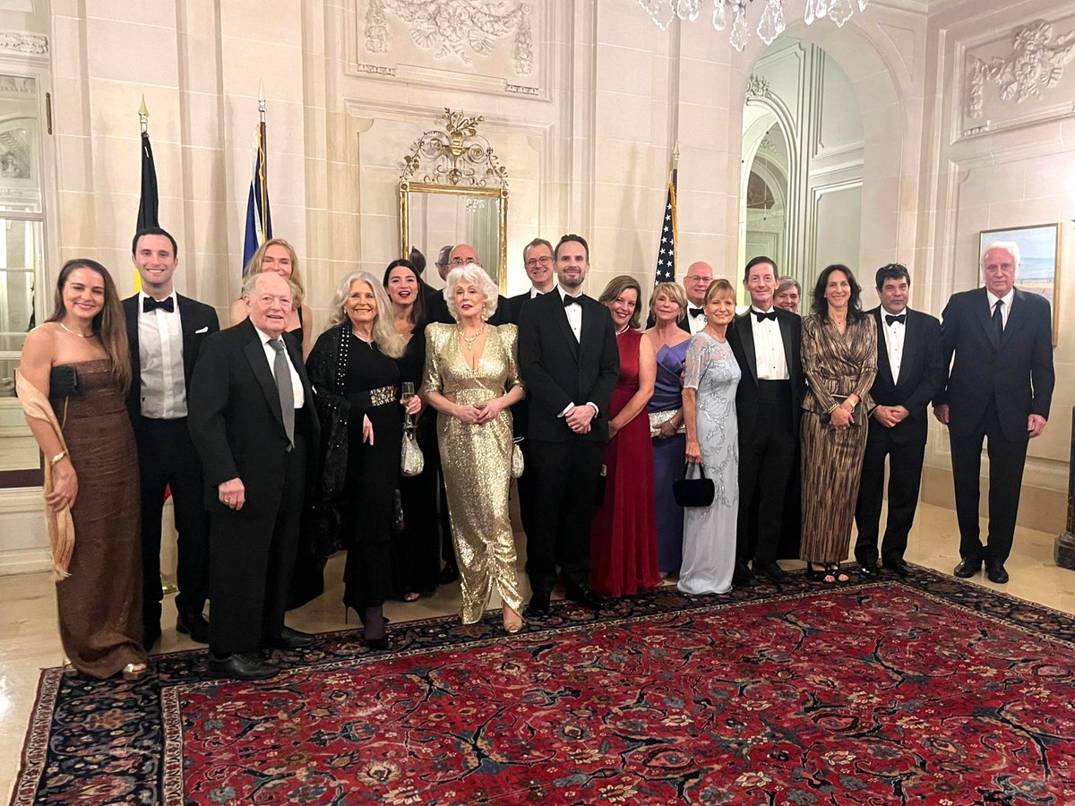 🌐 Economic Minister-Counselor Gilles Landsberg was thrilled to host a dinner in support of the 55th #MeridianBall, a long-standing tradition he was honored to celebrate with leaders in business and government, cultural and global affairs.