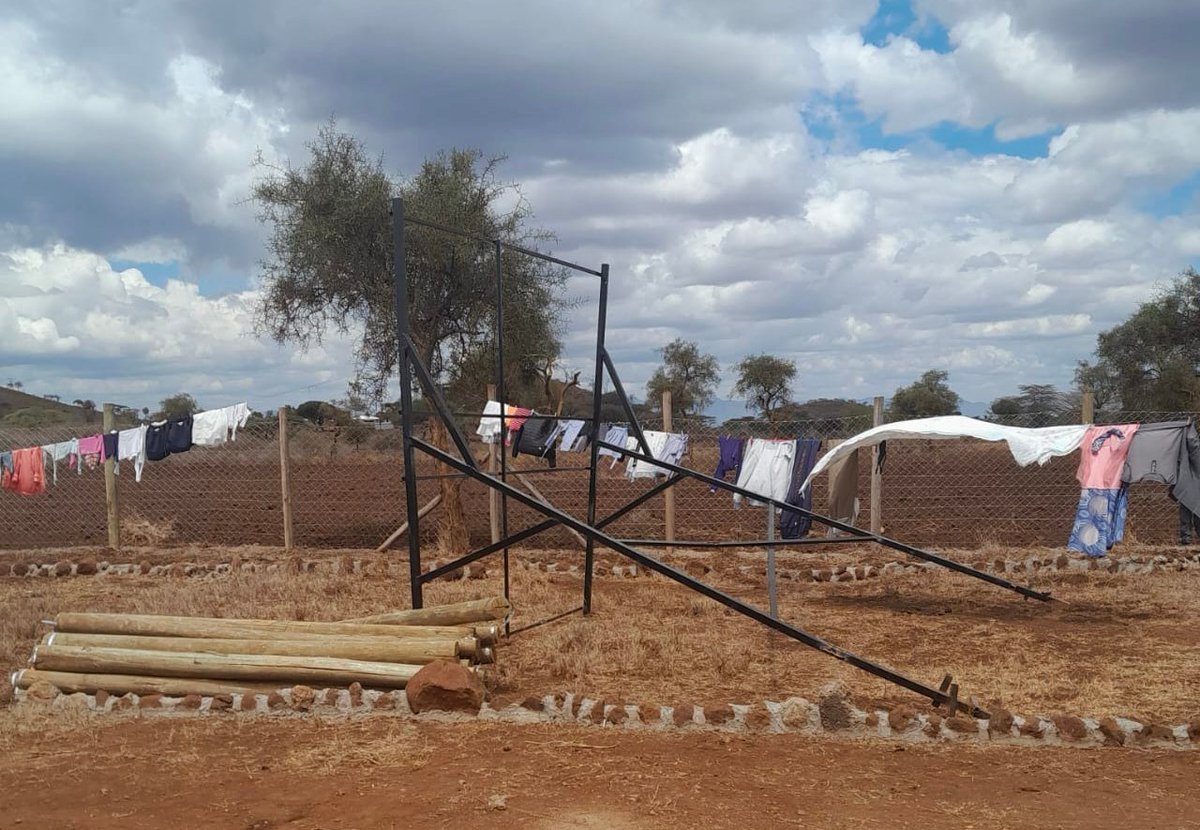 Kenya Ethereum Node Update 🇰🇪
Batteries and solar panels are being installed that will power Ethereum validators as well as provide internet and stable electricity for the local community ☀️🔋