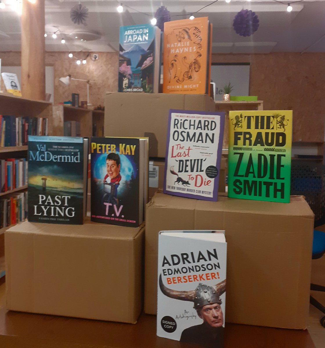 Streetreads (@streetreads) on Twitter photo A big thank you to <a href="/PortyBooks/">The Portobello Bookshop</a> for their amazing donation today. 6 boxes of excellent new titles. A big thank you to <a href="/PortyBooks/">The Portobello Bookshop</a> for their amazing donation today. 6 boxes of excellent new titles.