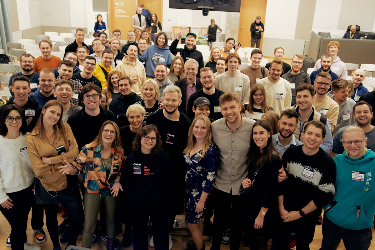 dianakoziarska's tweet photo. Last Friday we discussed VC funding with Ū Hub community of founders from Belarus, Ukraine, Poland, Lithuania.
One insight tha stood out: your network is your fuel. Work on your network and your reputation. It's important both for the founders and the VCs.  #CEEValley #nomadVC https://t.co/w0rWdzciY1