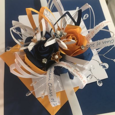EverPaperly's tweet image. #NewProfilePic
Starting up My Hobby again.  Personalize Flower arrangements for any occasion #corsage#prom#Graduations#Birthday#Weddings#paperflowers#babyshower