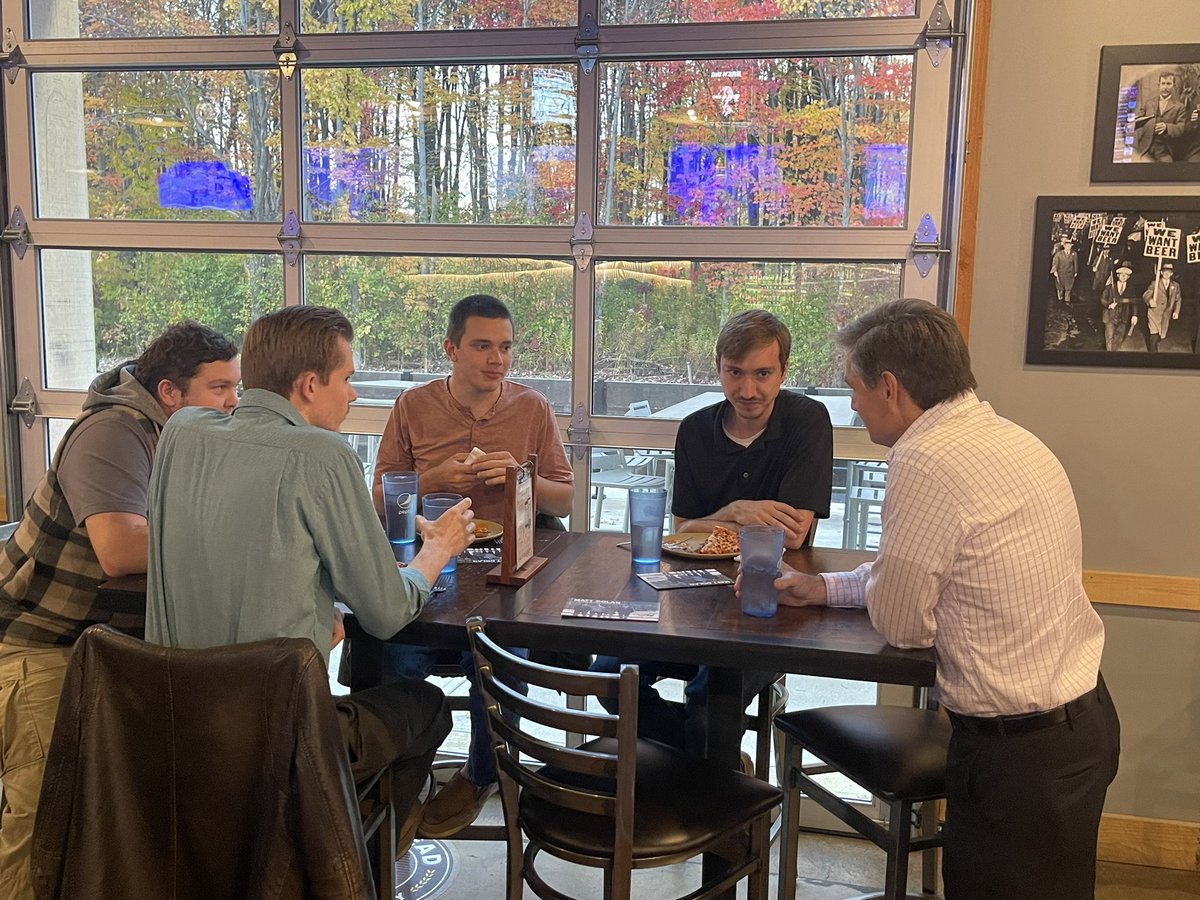 dolan4ohio's tweet photo. Thank you to the Lake County YRs for hosting me in Concord. We have a strong team of grassroots conservatives working hard to grow our party, champion our values this November and defeat Sherrod Brown in 2024. #VoteNoinNovember #YRsWin @lakegopohio @OhioYRs https://t.co/2IqecJg0YH