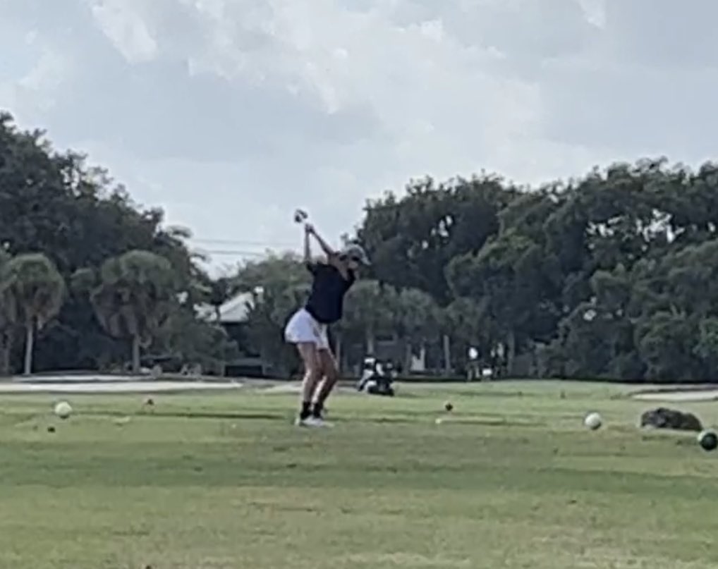 alistermac18's tweet photo. District Championship today. Ellie and her teammates played great despite the 30mph winds. It was so windy Ava had her ball blown off the tee mid swing. 2nd place again, good enough to send the team to Regionals next week. https://t.co/MgSNNYvwJd