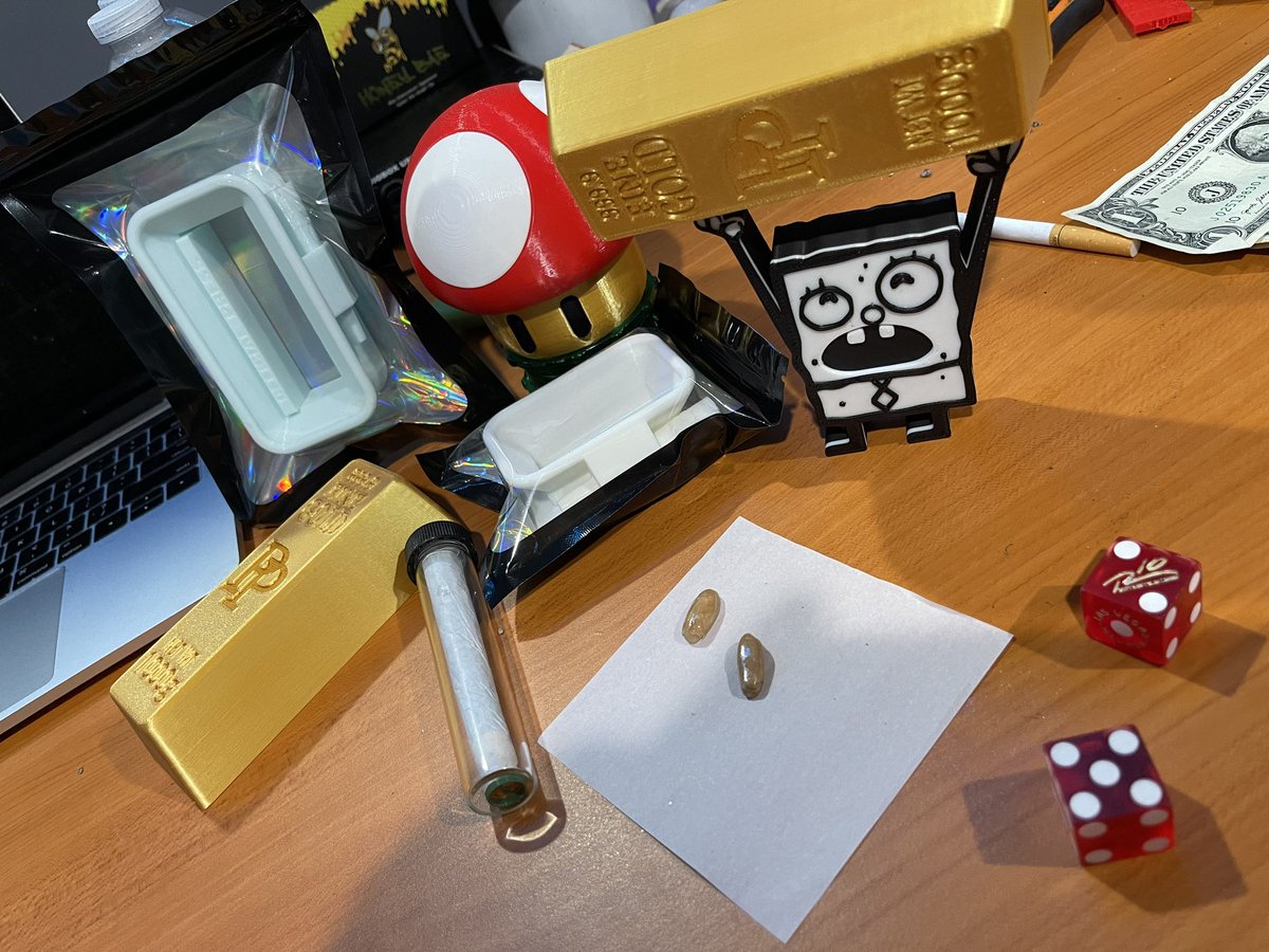 TheHop661's tweet image. 🍯🍩’s Available Now!