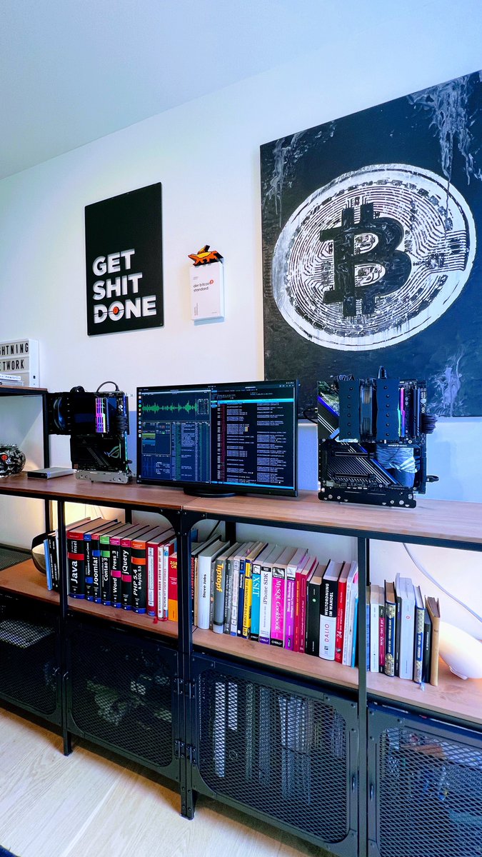 muraschal's tweet image. Show off your impressive #Bitcoin collections! 👀 #bitcoindesign