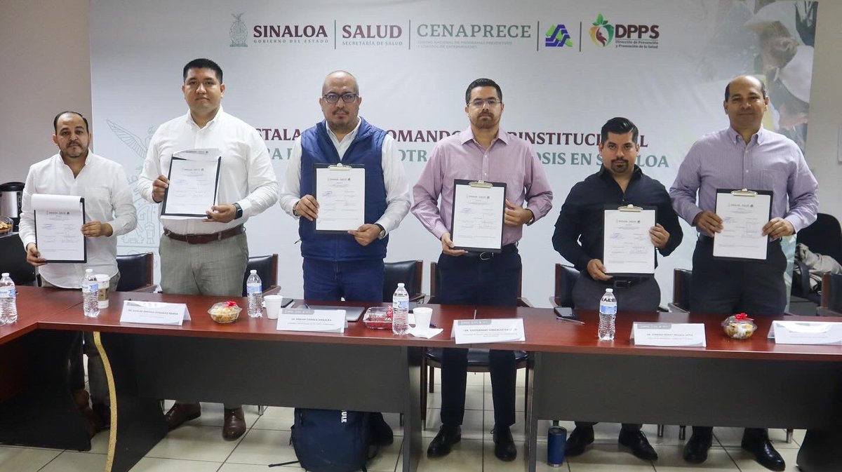 saludsinaloagob's tweet photo. Para implementar las estrategias necesarias a fin de controlar y evitar el incremento de casos de dengue en el estado, se instaló el Comando Interinstitucional Contra el Dengue y otras Arbovirosis en Sinaloa. https://t.co/hbDdZQuNZz