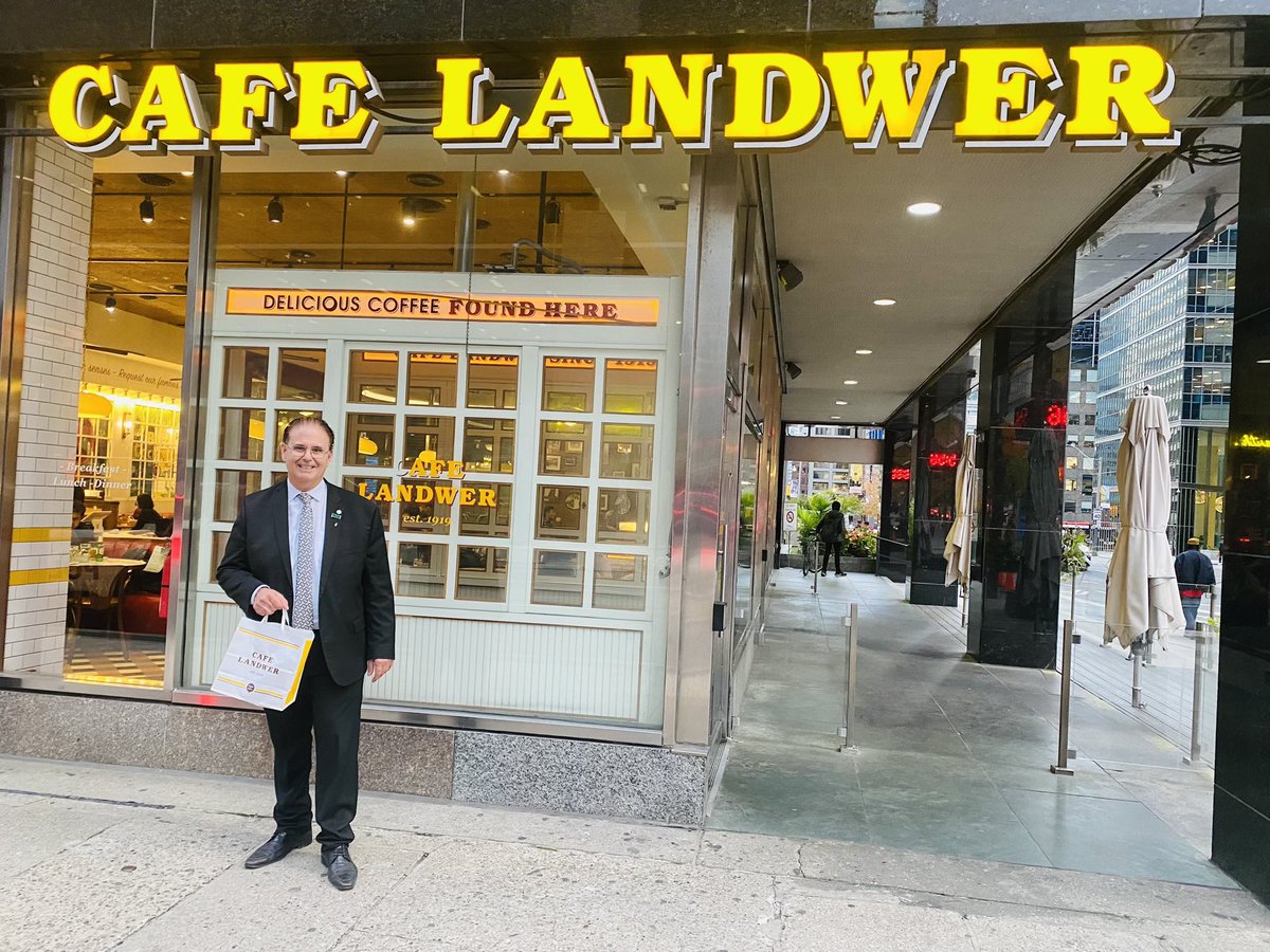 Thank you to the many elected officials from all three levels of government and across party lines for standing against antisemitism, and supporting Jewish-owned businesses like <a href="/CafeLandwer/">Cafe Landwer</a>.

Hateful targeting of Jewish businesses has no place in our society.

☕️🧆🥘