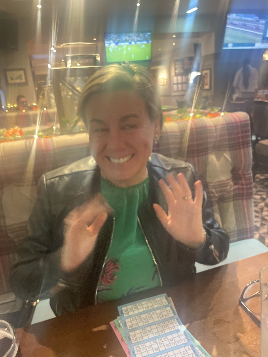 lorraine burns tweet media