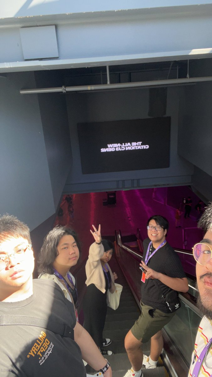 ely/jordan (@notelyxr) on Twitter photo 