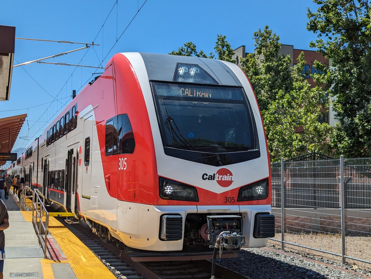 Flayme (Middle) tweet media