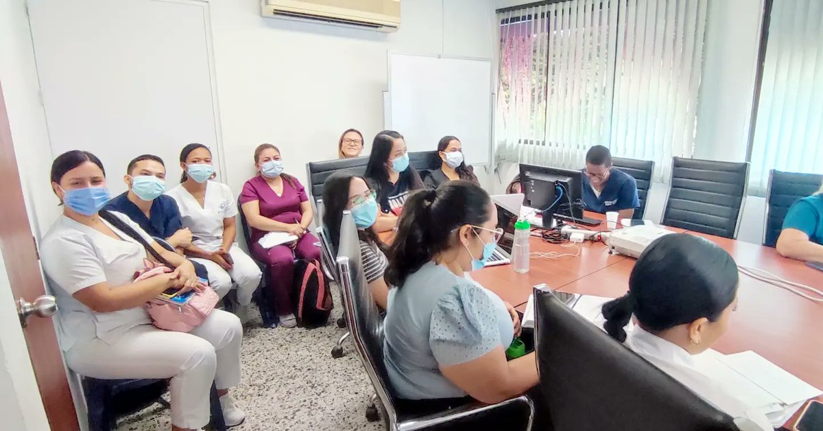 Asistencia técnica  de la secretaria de salud departamental en el curso de primera infancia sobre valoración de  la escala abreviada del desarrollo (EAD) salud visual y auditiva e IRA en el Hospital Benjamín Barney Gasca.
#manosquetratancorazonesquecuidan