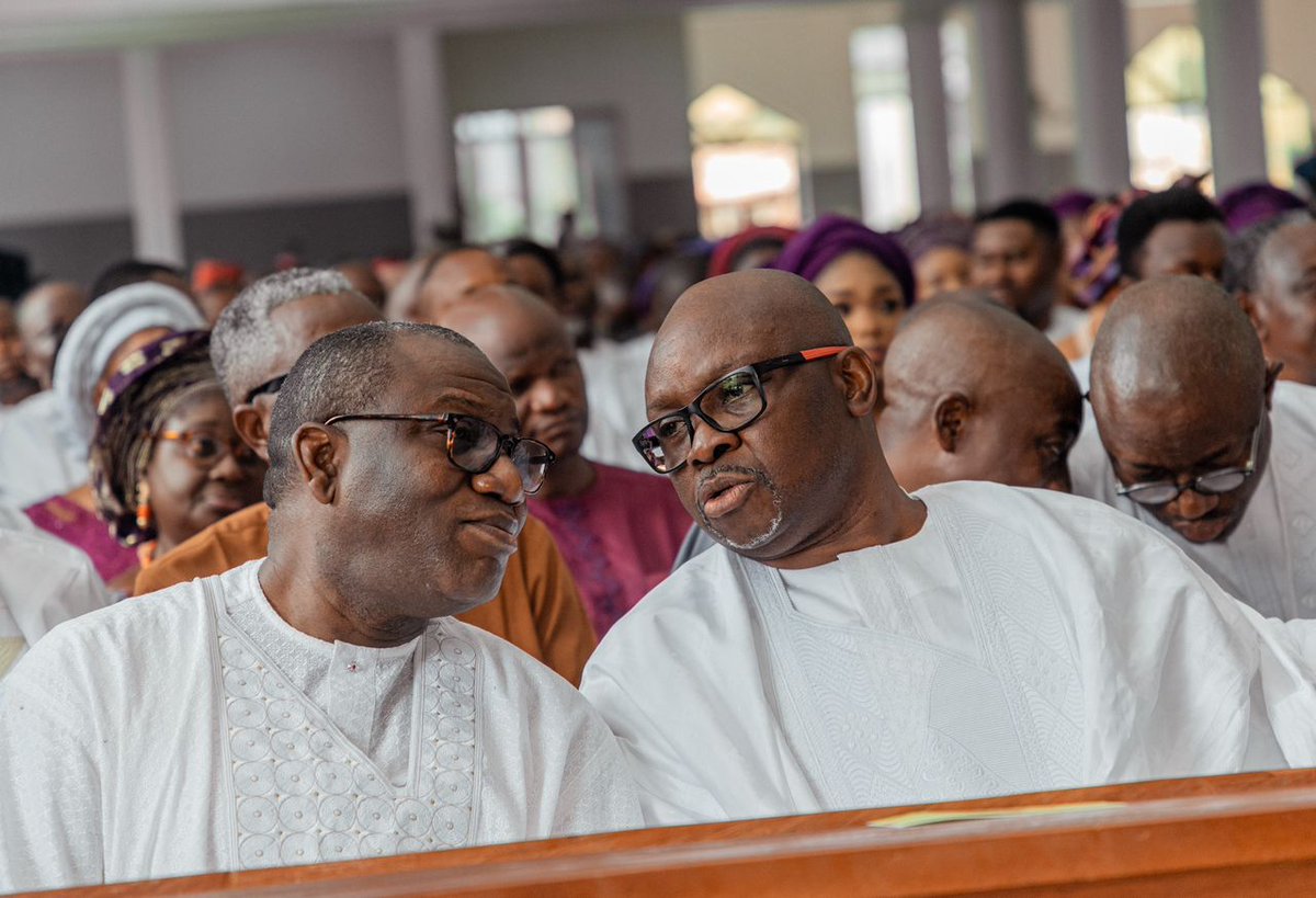 bisiafayemi's tweet photo. On Saturday October 22nd, my husband and I joined Governor @biodunaoyebanji and HE Dr @YemibOyebanji at a Thanksgiving Service and reception to commemorate their first year in office. https://t.co/VSP1HJssjd