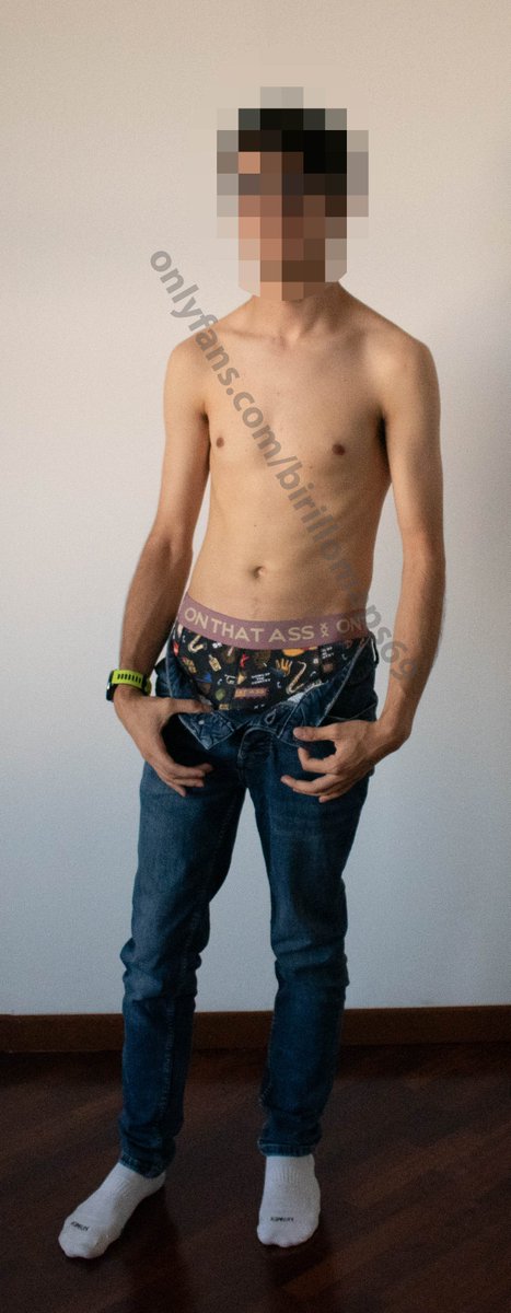 birillomaps69's tweet photo. Heyy how are you? 😏 See more here: https://t.co/YHMv6l2tqJ
#onlyfanspromote #onlyfansitalia #gayteen #twink #gayboy #gayita #gay #bulge #bulgeinbriefs https://t.co/1SXiW13jDX