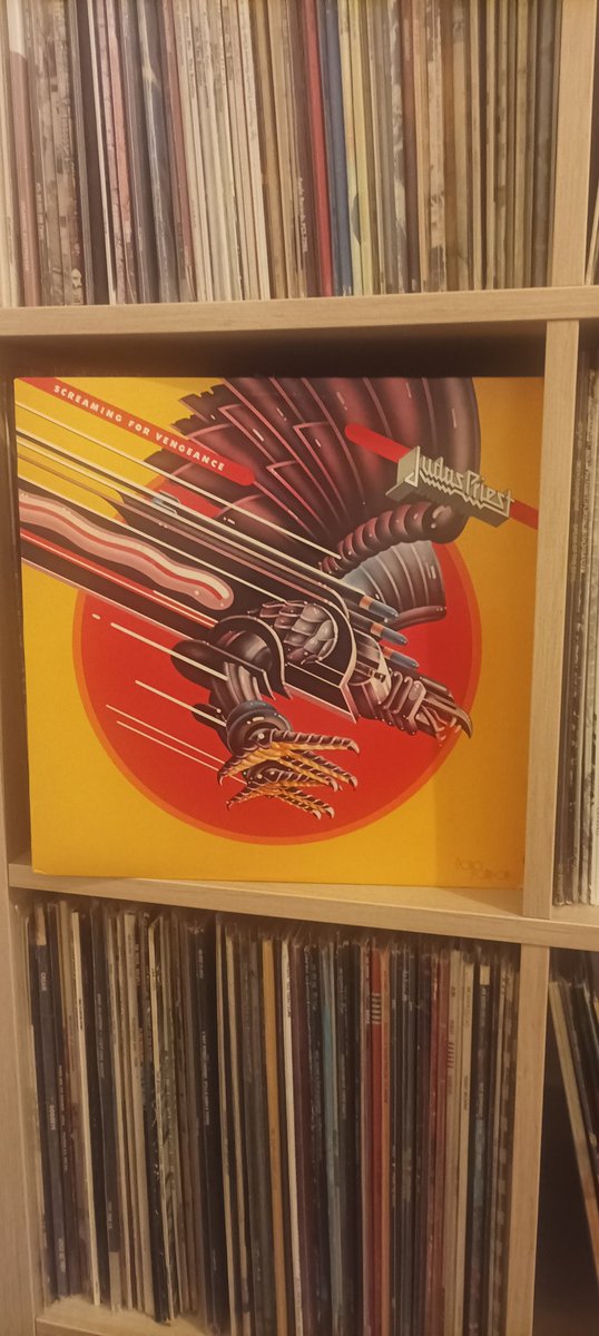 #JudasPriest 'screaming for vengeance' 1982 
#NowPlaying #nowspinning #vinylcollectionpost #vinylrecords #vinylcollection #vinylcommunity #recordcollection #record