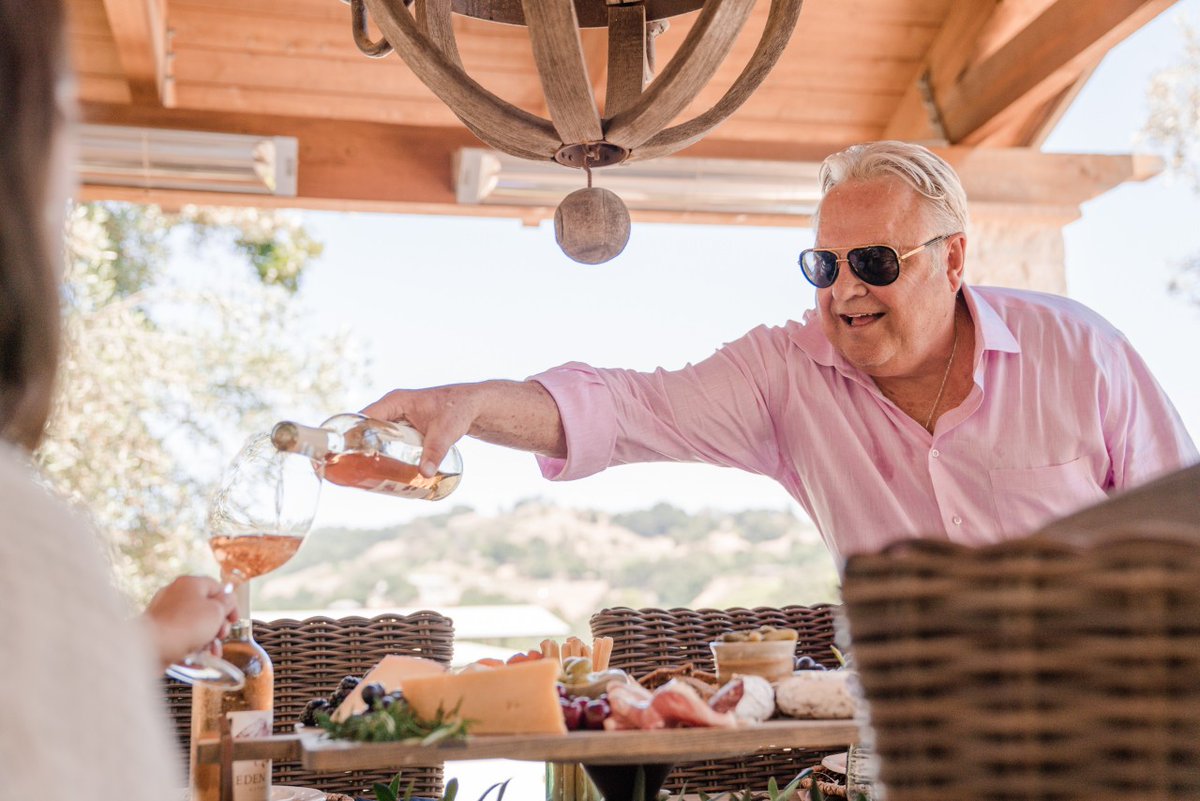 "The 2018 Reserve bottling of our Cabernet Sauvignon represents the top 25% of blocks and barrels from the Santa Cruz Mountains Estate," says John Couch, Founder of @EdenEstateWines. Members are enjoying this 92 point Cabernet Sauvignon. Learn more: cawineclub.com/Eden-Estate-20…