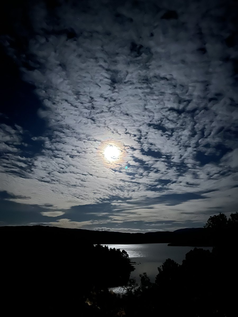 NeilSagewood's tweet photo. @VisitScotland . Moon lighting up Loch Awe, picture taken from my garden. #LoveScotland https://t.co/AJXbDiTluD