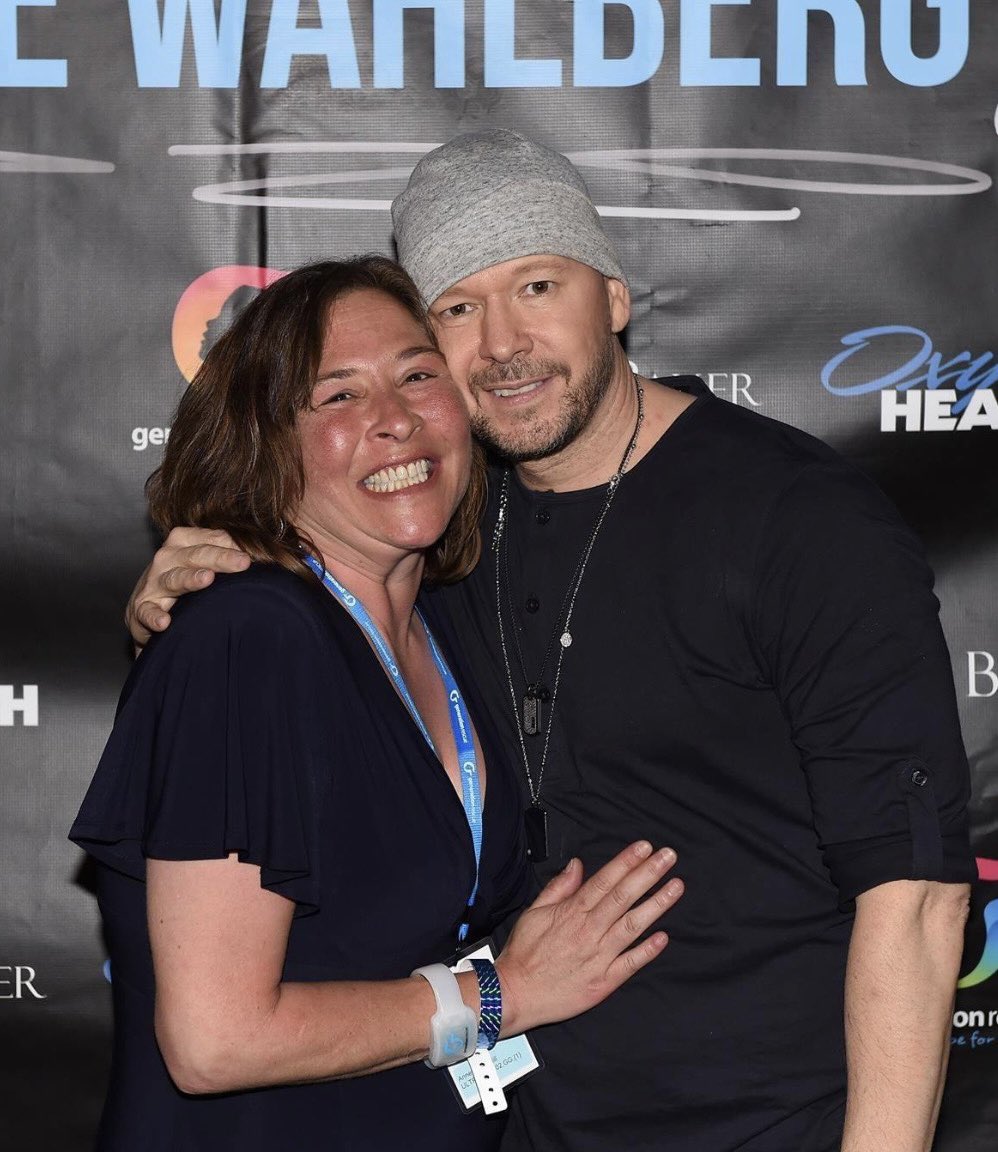 DonnieWahlberg tweet picture