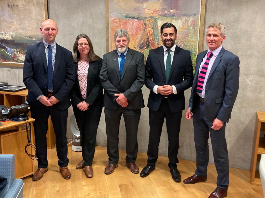 Excellent meeting with First Minister @HumzaYousaf highlighting the vital role the sector plays in our rural economy, and also its importance in supporting rural communities and caring for our environment, including if allowed our ability to help with flood management.