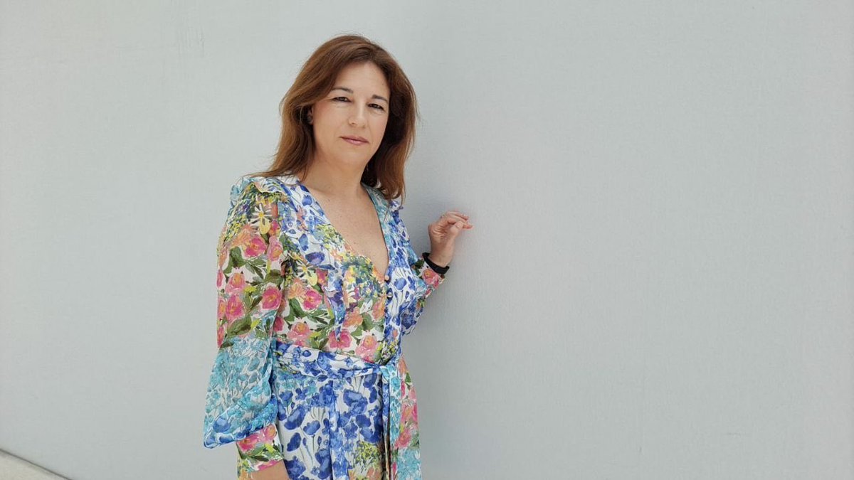 Mañana os espero de nuevo en radio Teiba a partir de las 10h. con Claudio Acebo y otros compañeros de tertulia. Como siempre aportando la opinión personal a los temas de actualidad que nos toca en cada momento. No faltéis! 😉