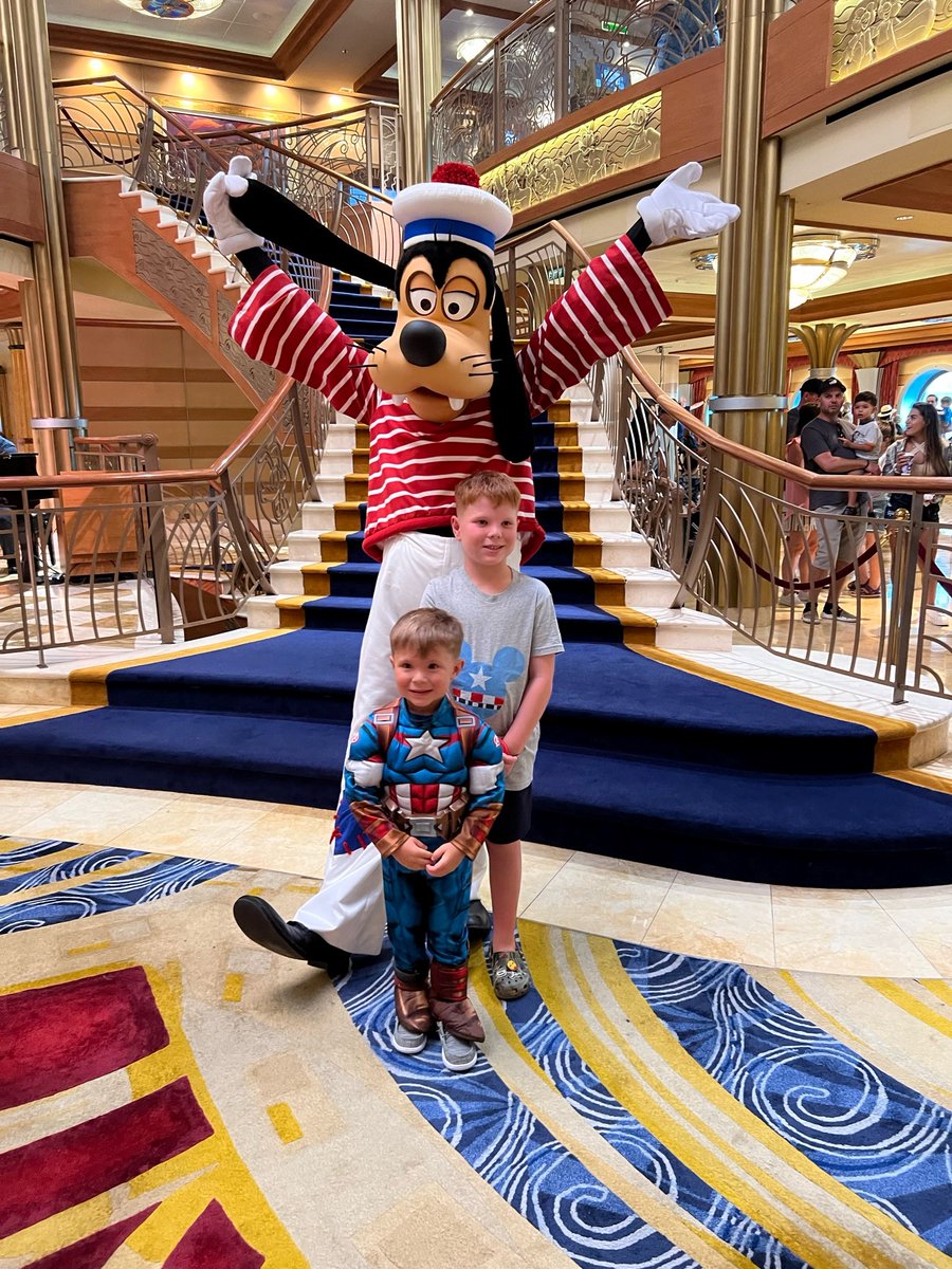 HCP Engagement Lead Annie White became a real-life superhero to her sons after using her #Arthrex Trip of a Lifetime benefit to take them on a Marvel-themed Disney cruise. Read about the Marvel-ous time they had: arthrex.info/45I2ms8 #ArthrexCareers #ArthrexProud