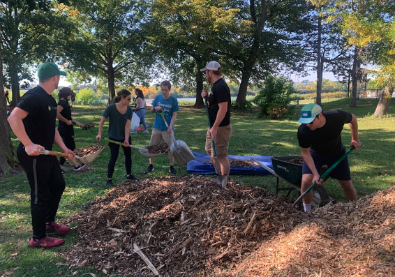 Givsly's tweet photo. @MediahubWW hosted their 2nd National Volunteer Day! Dedicated volunteers in 6 cities supported crucial causes, sponsored by @TheTradeDesk and @MobileFuse. A heartfelt thanks to our nonprofit partners for their inspiring work each and every day! https://t.co/sDY1eRIbrV