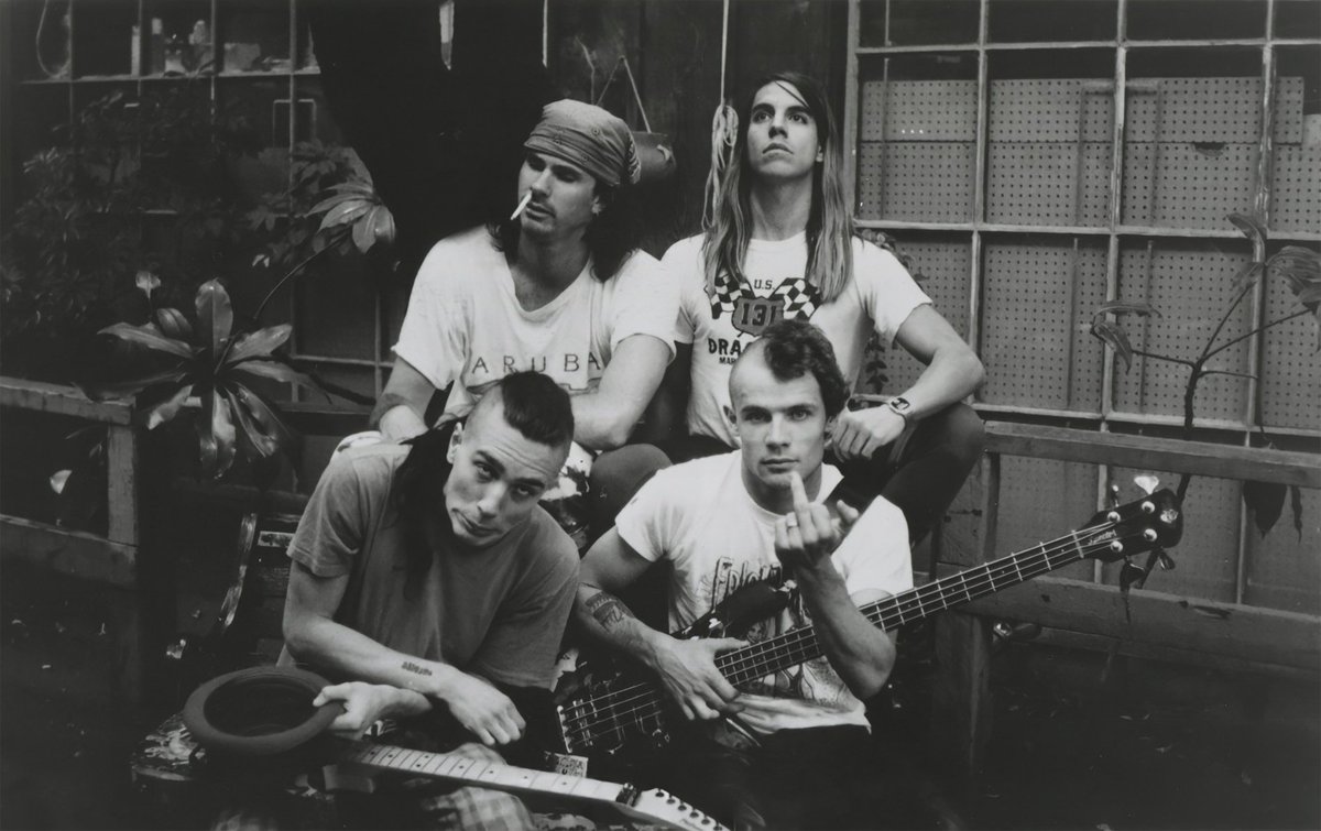 maxwantsback's tweet photo. Happy birthday @RHCPchad! One of the nicest people I've ever met in my fkn life https://t.co/1zXhTsWAJy