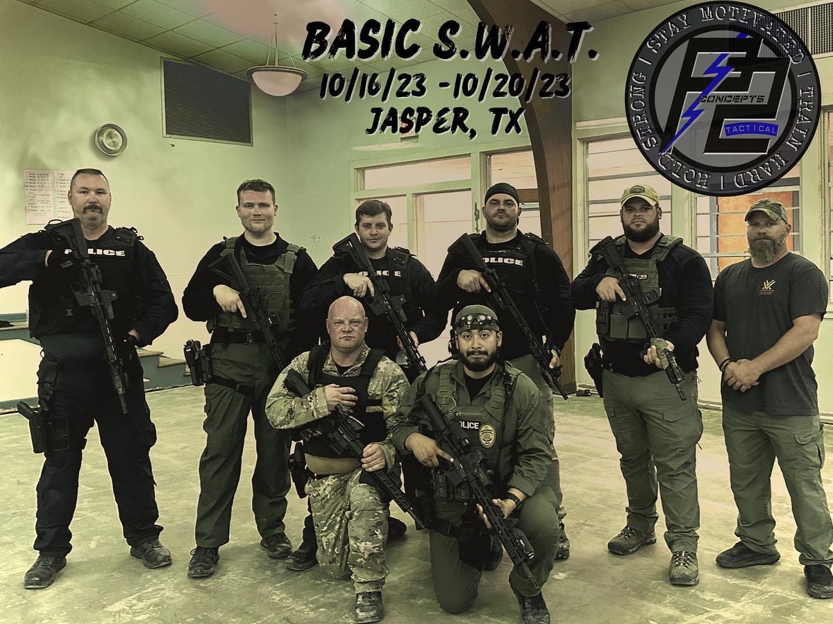 p2_concepts's tweet photo. Welcome these officers to the SWAT family. They put in the work and have earned their spot at the table, CONGRATS!
Stay Motivated, Train Hard, Hold Strong
______

#p2conceptstraining #p2concepts #SWAT #Police  #SWATTraining #PoliceTraining #StayMotivated #TrainHard #HoldStrong https://t.co/5KCRVe0tYU