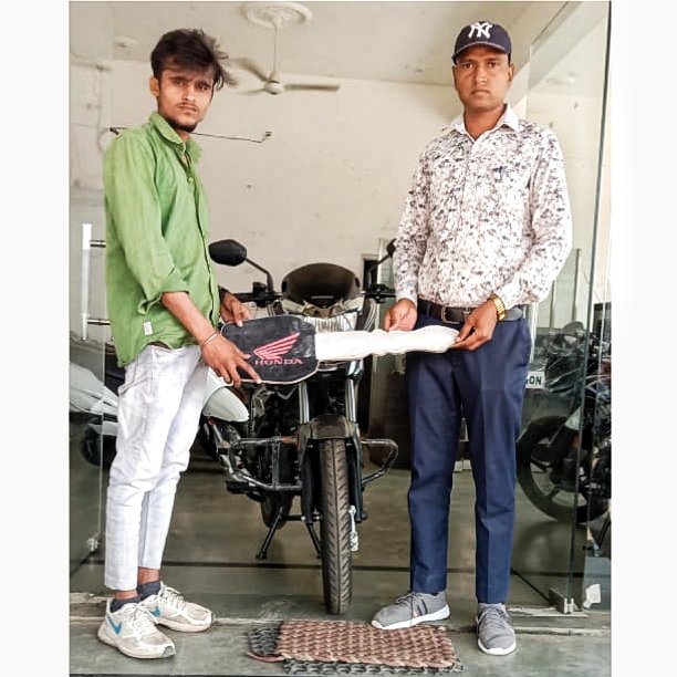 radhakishan73's tweet photo. मंगल मुखी सदा सुखी
#New🏍️
#जय_बजरंग_बली
#हैप्पी_दशहरा https://t.co/ysd6KkHvaU