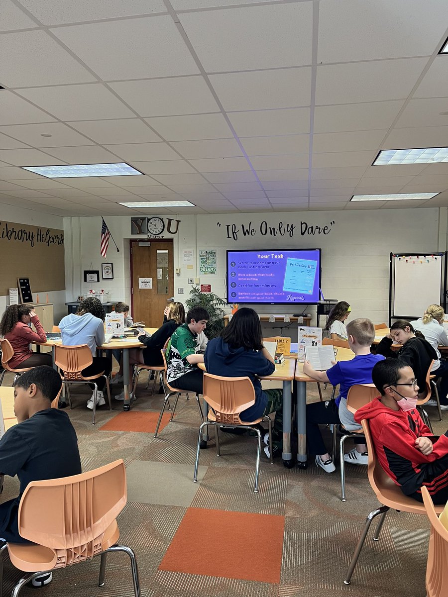 CC_MS_Library's tweet image. The 6th graders are off to a great start with their book tastings this week! One of my favorite parts of my job is to help kids find a book they look forward to reading! @CCCSD_MS #booktasting #welovebooks