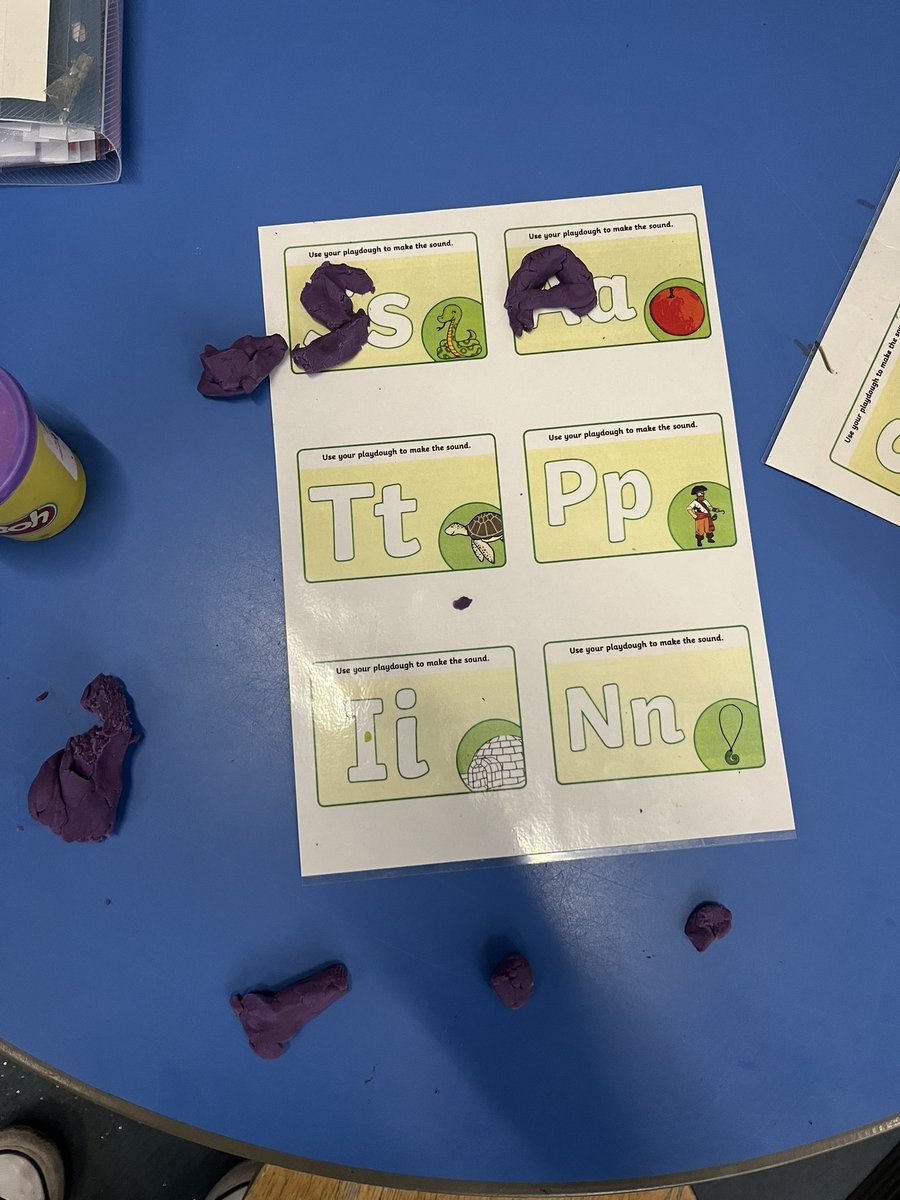 MissMcandrew's tweet photo. Phonics! Consolidating our knowledge as next week when I start my literacy sequence we are going to be looking at rhyming! https://t.co/l0mGwxILqz