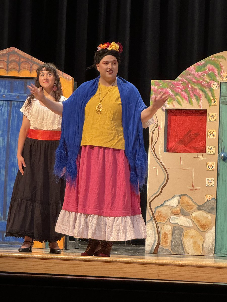 ThirdGriffin's tweet photo. Having a fun time watching the @FortWorthOpera perform today! @McSpeddenES https://t.co/1l8OaL2Yvo