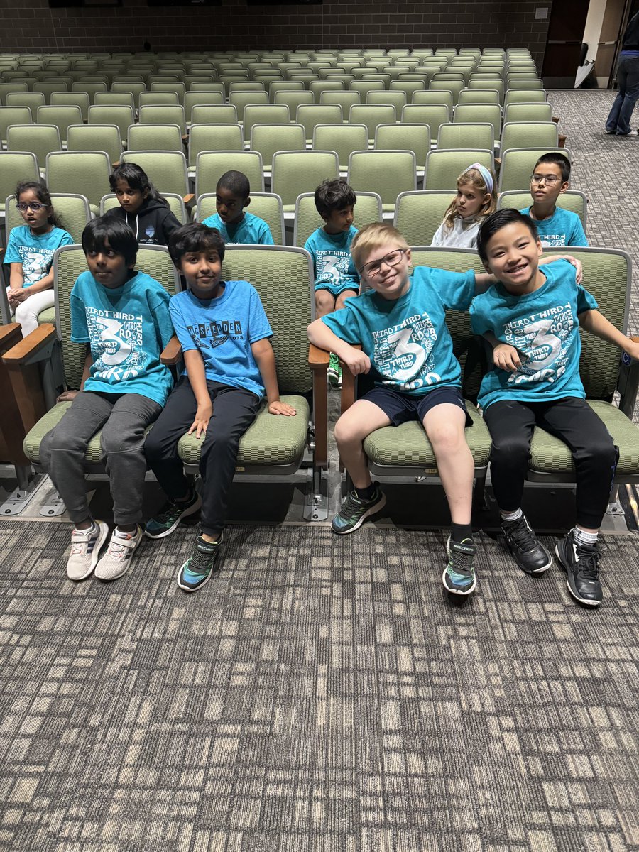 ThirdGriffin's tweet photo. Having a fun time watching the @FortWorthOpera perform today! @McSpeddenES https://t.co/1l8OaL2Yvo