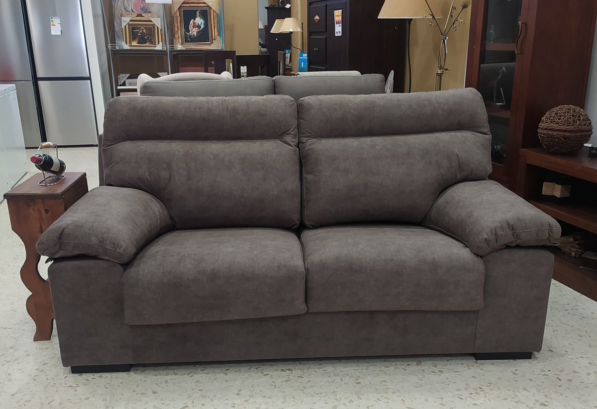 BaenaAntonio's tweet image. Seguimos recibiendo más cositas para la tienda, como este 📷sofá de 3 plazas muy cómodo, con un tapizado de gran calidad y donde quedaría 📷genial en tu casa.  cualquier información me lo comentáis sin compromiso...
#estamosenALORA #calleATRAS9 #sofásdecalidad #RelaxTotal
