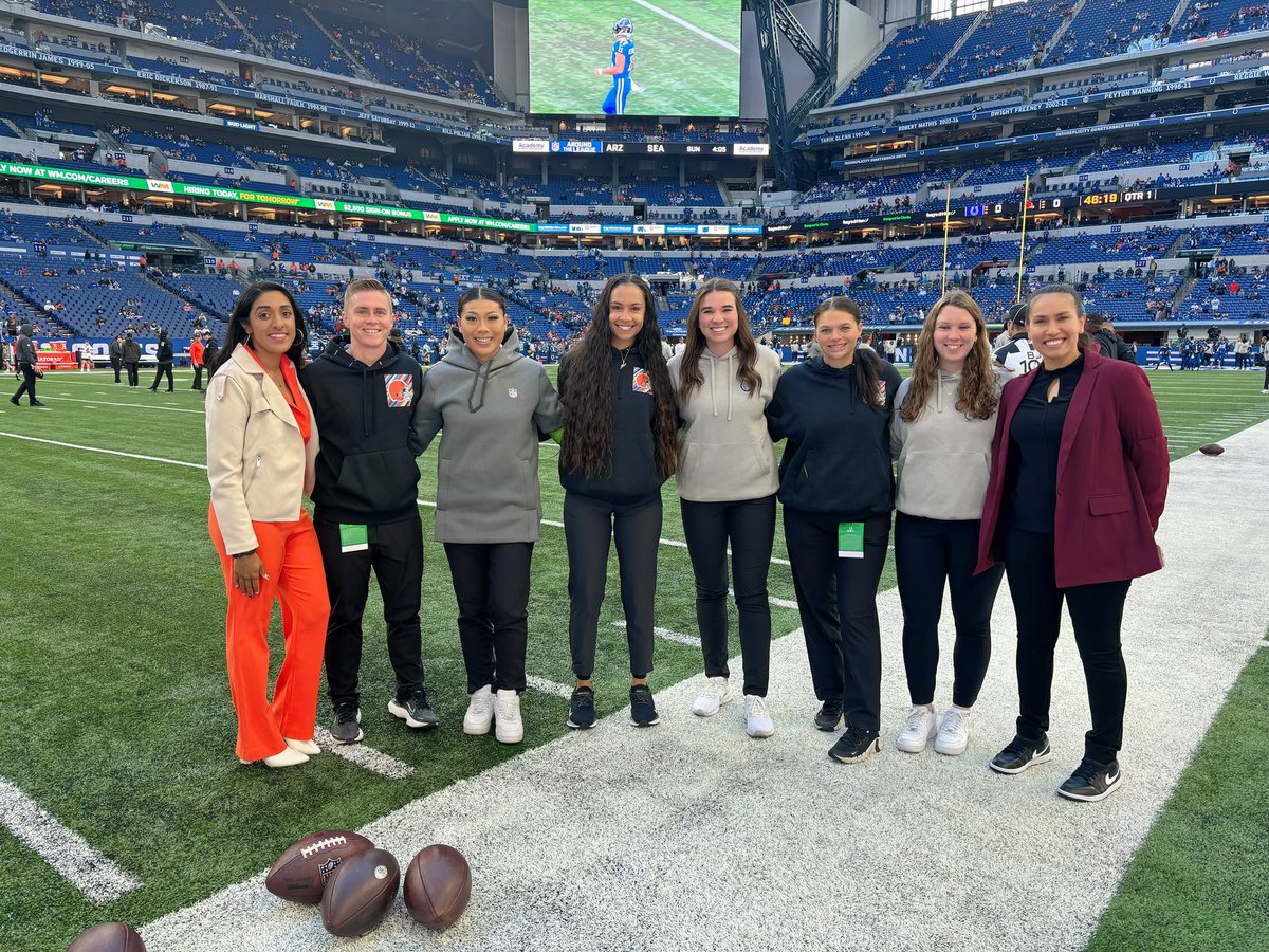 The__Hunt's tweet image. Game changers ✨🏈 
#ForwardProgress