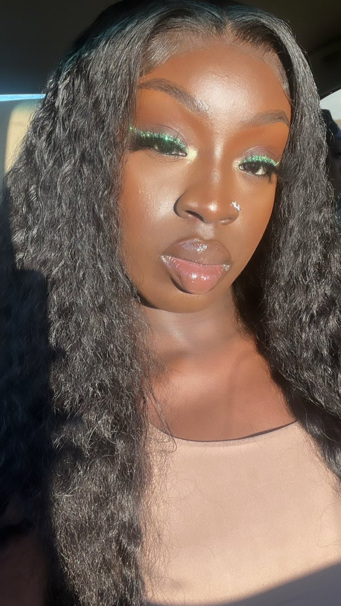 adoremelissaa_'s tweet photo. I just wanted y’all to see my face https://t.co/ODw9Npw0KD