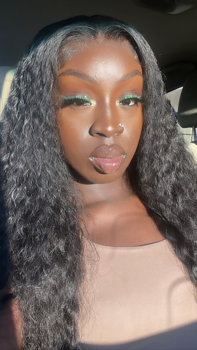 adoremelissaa_'s tweet photo. I just wanted y’all to see my face https://t.co/ODw9Npw0KD