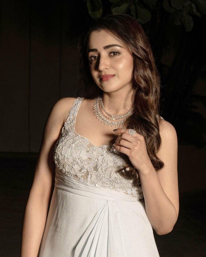 F9OERnnbMAAbjwG?format=jpg&name=900x900