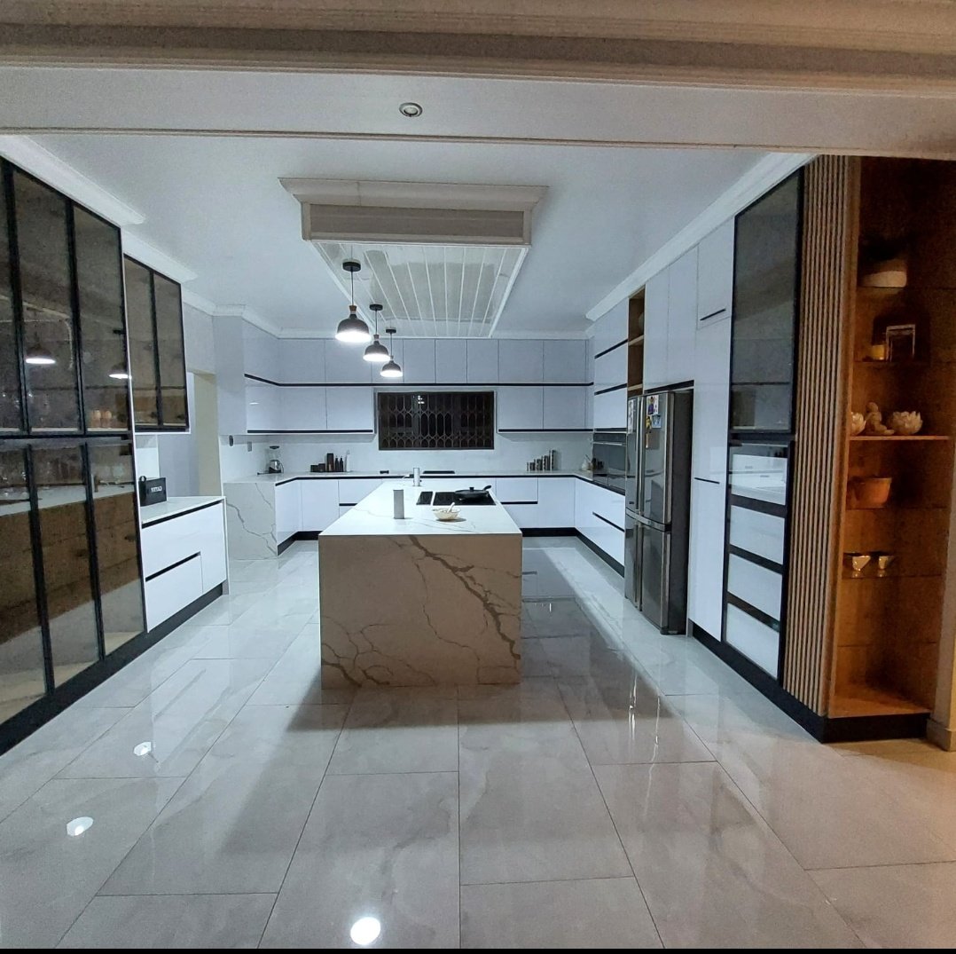 Vinolize4's tweet photo. KEMP KITCHEN FITTINGS
Mr Kgotso Edwin Moloana

WE DO
*KITCHEN CABINETS
*WALK-IN-CLOSETS
*3D DESIGNS
*TV STANDS
*BATHROOM VANITIES
*BIG CABINETS

FIND US ON
*WHATSAPP - 0826421380
*TIKTOK - @KKF2016
*INSTAGRAM - KEMPKITCHENFITTINGS
*EMAIL - kempkitchenfittings@gmail.com https://t.co/njY86QtQyq
