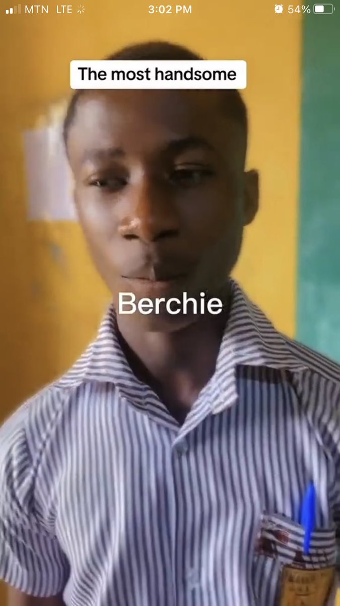 Berchie be like wontumi, Kumasi people go hail am say he get money buh wen it comes to our data base he's not among top 20 sef hahaha
Sarkodie and justice fine pass am koraaa.
Enokay