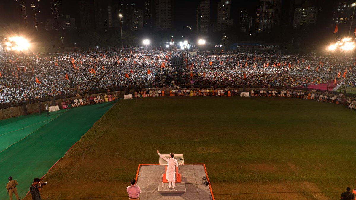 AUThackeray's tweet photo. दसरा मेळावा!
एकच!
प्रामाणिक, एकनिष्ठ, एक रंग शूरवीरांचा!
देशभक्तांचा! https://t.co/zAFAVKuHbf