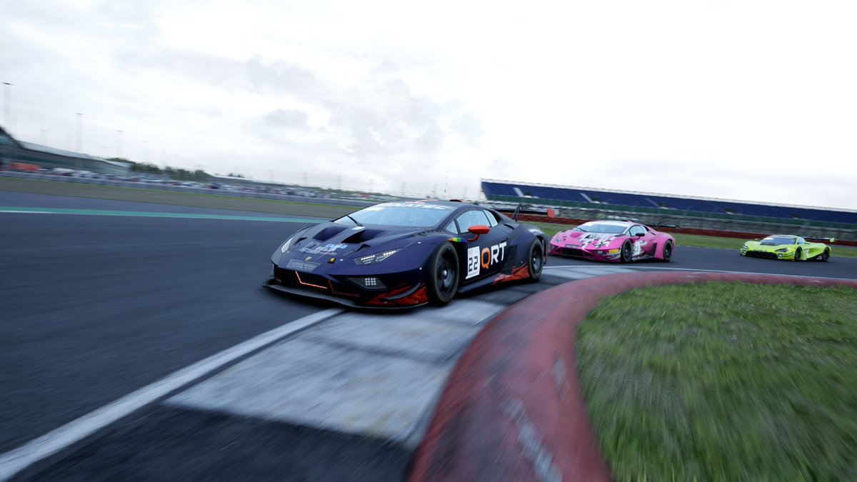 QRT_eSports's tweet photo. Joe gave the new Lamborghini it's first racing outing last week at Silverstone. Doesn't it look at home! 😍 

#BeACC #ACC #SimRacing #Silverstone #SilverstoneRacing https://t.co/CrSLWgU6oK